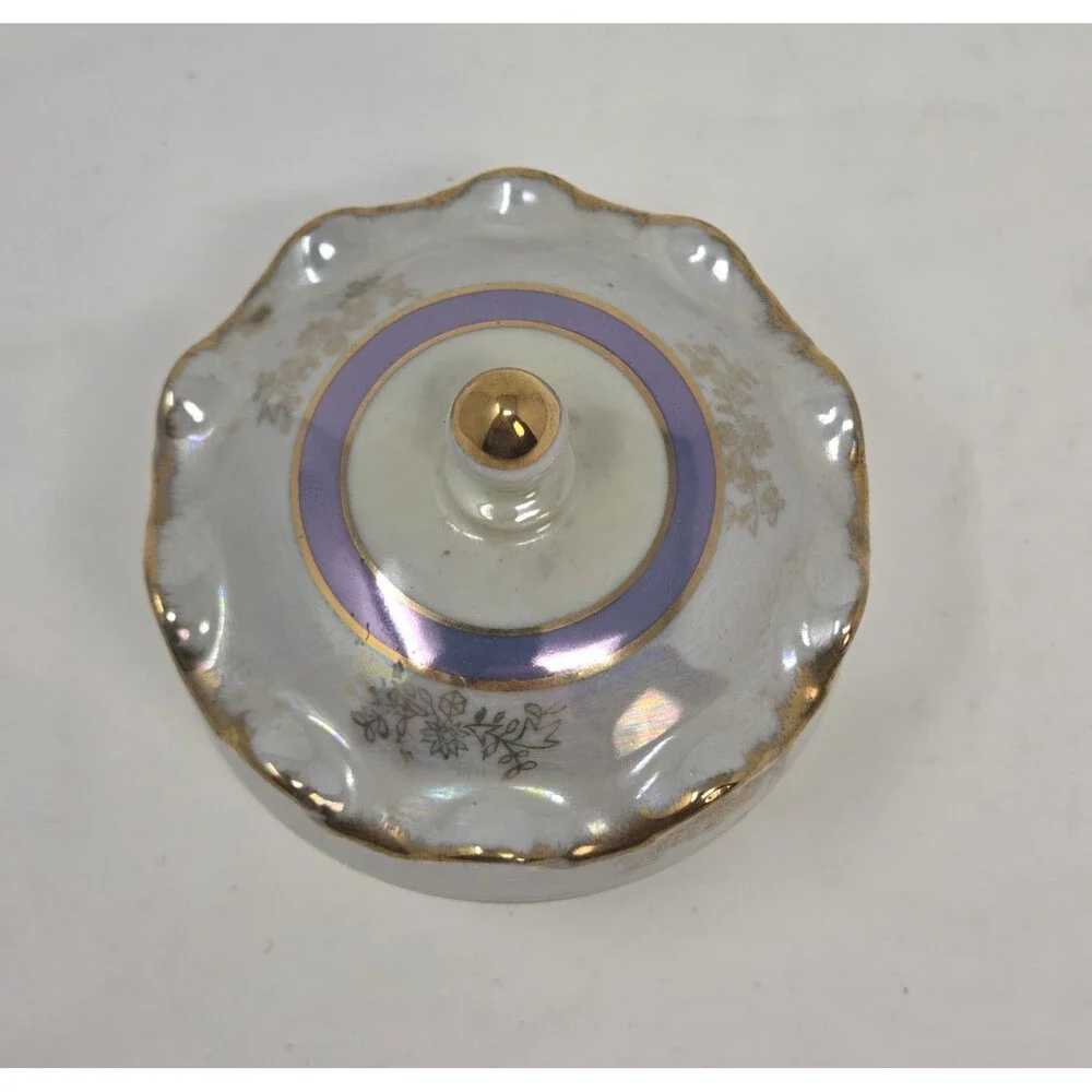 Diamond Fine China Korea Footed Trinket Box Lusterware Lavender‎ Gold Ruffle Lid